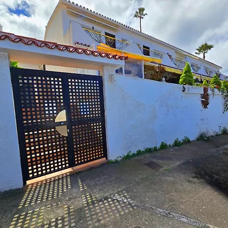 Paradise Sunset Апартаменты